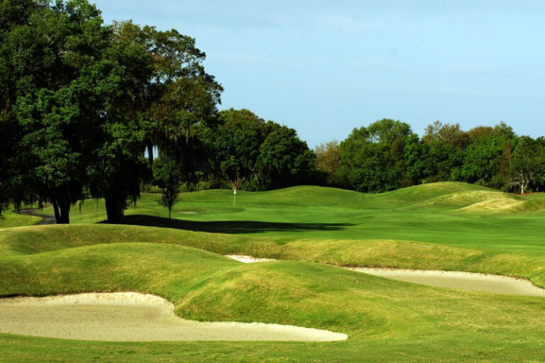 Grasslands Golf Country Club