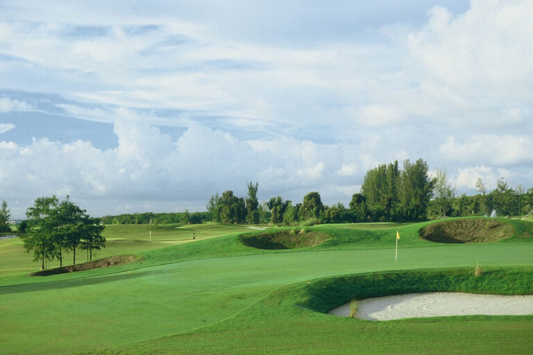 Palm Beach Polo Golf Country Club